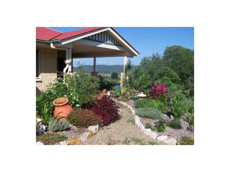 Bells Bridge QLD 4570