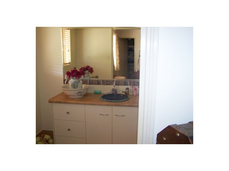 Bells Bridge QLD 4570