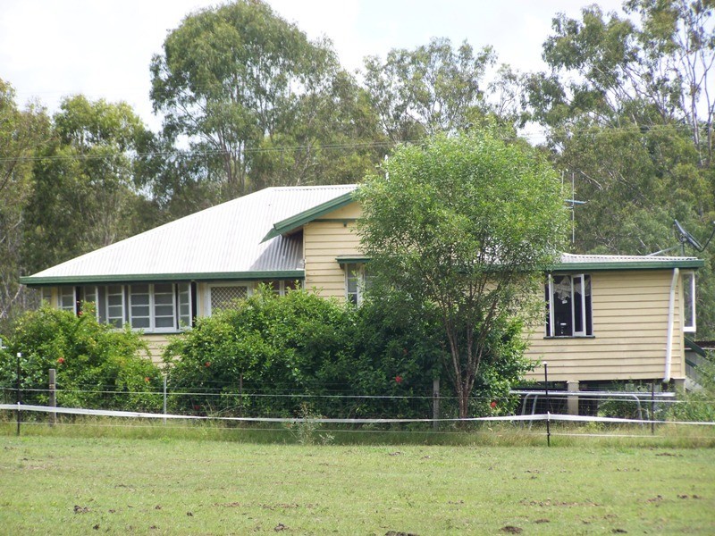 Paterson QLD 4570