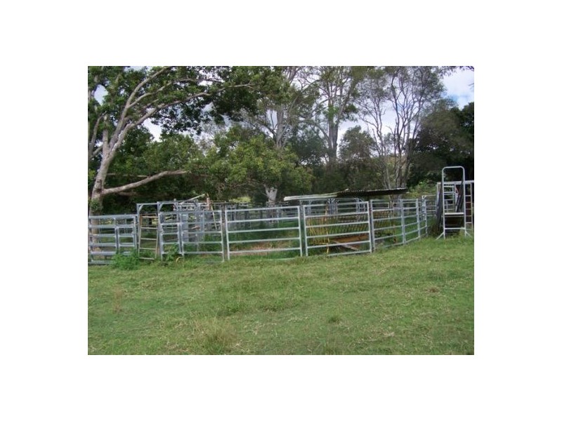 Goomboorian QLD 4570