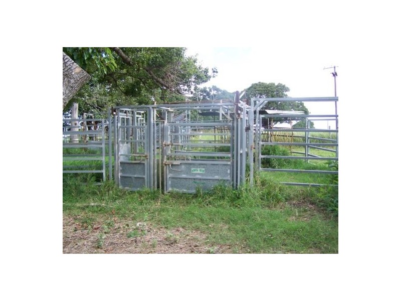 Goomboorian QLD 4570