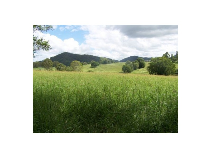 Goomboorian QLD 4570