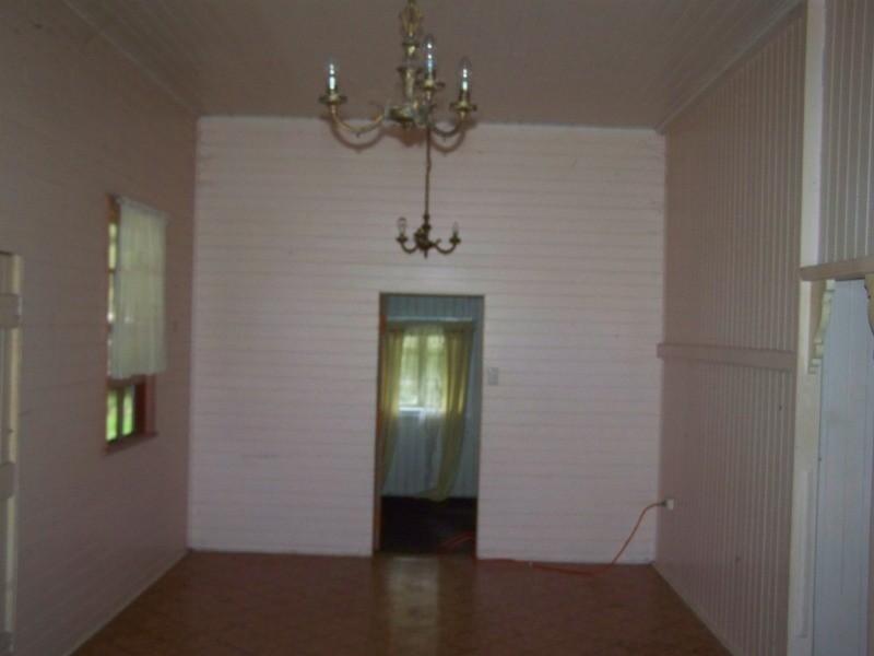 Goomboorian QLD 4570