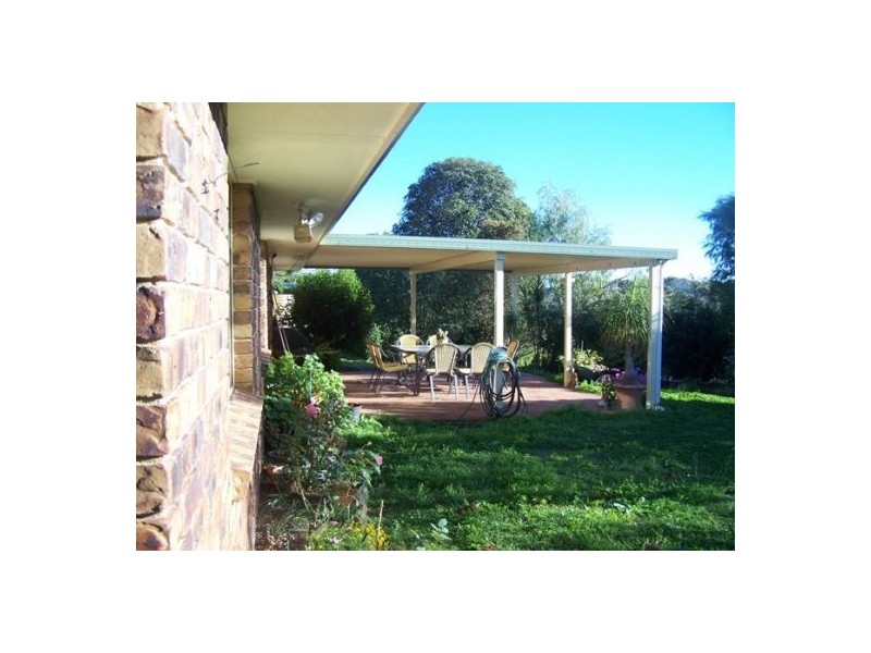 Canina QLD 4570
