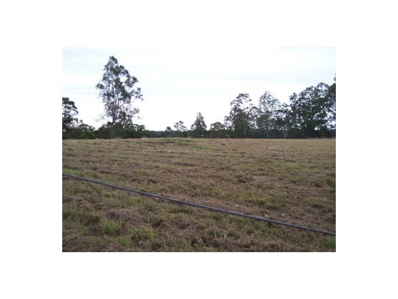 Veteran QLD 4570