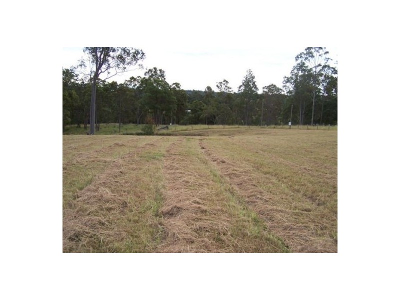 Veteran QLD 4570