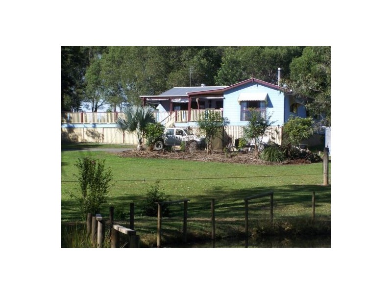 Traveston QLD 4570