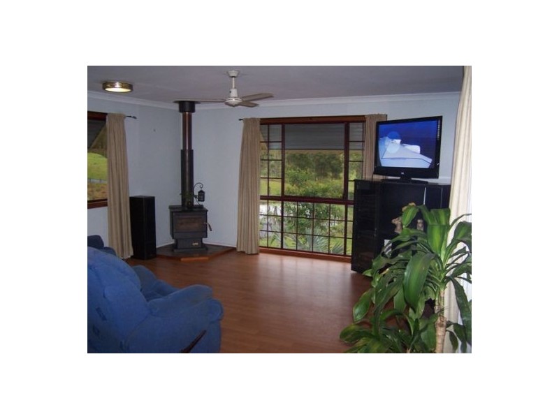 Traveston QLD 4570