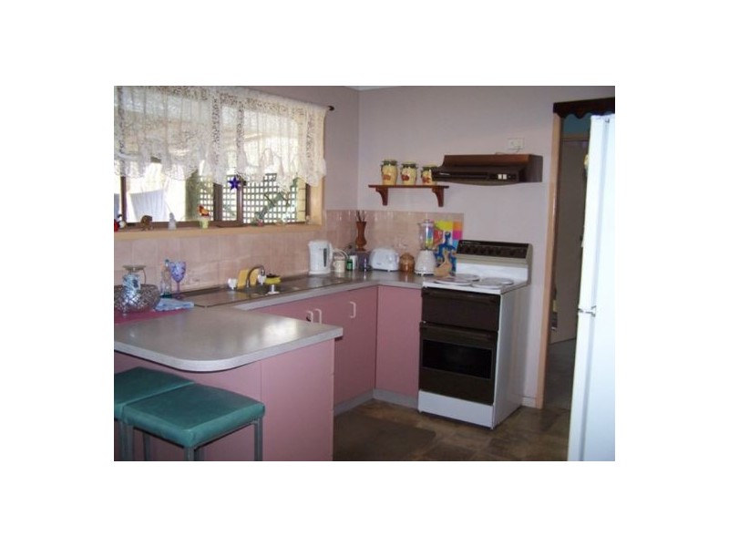 17 Thomas Road, Curra QLD 4570