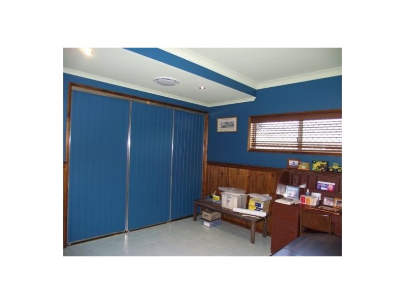 Canina QLD 4570