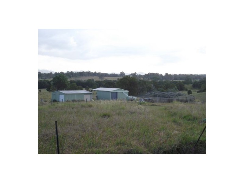Canina QLD 4570