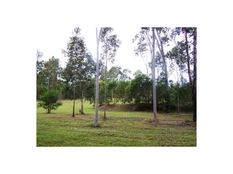 Glenwood QLD 4570