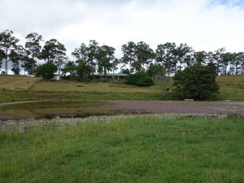 156 Percival Road, Chatsworth QLD 4570