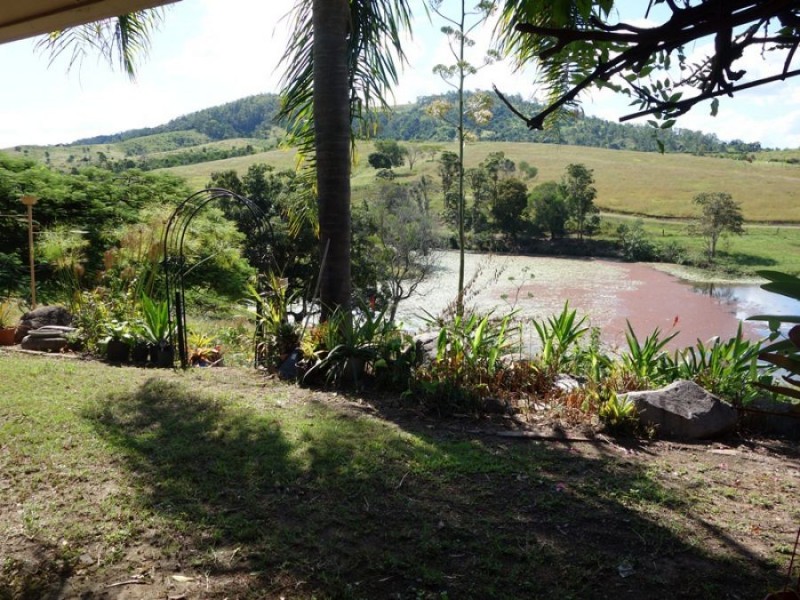 156 Percival Road, Chatsworth QLD 4570