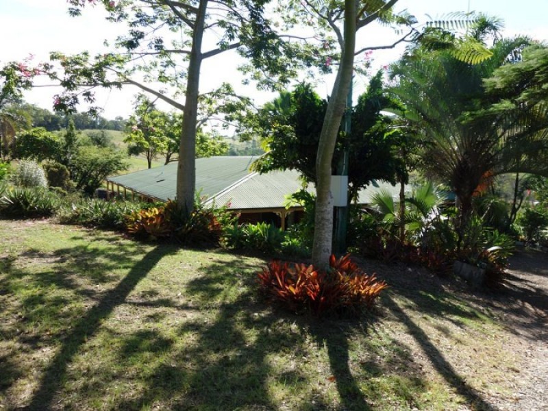 156 Percival Road, Chatsworth QLD 4570