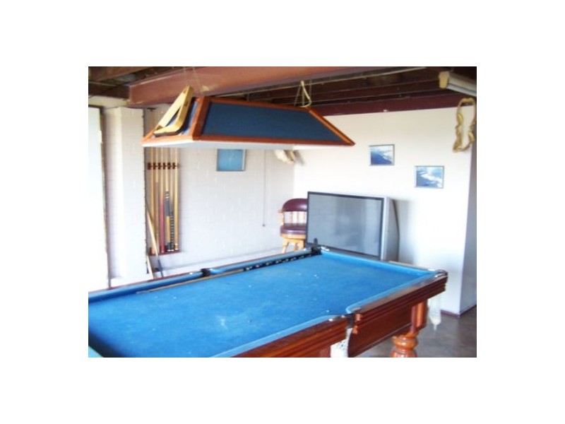 68 Tin Can Bay Rd, Victory Heights QLD 4570