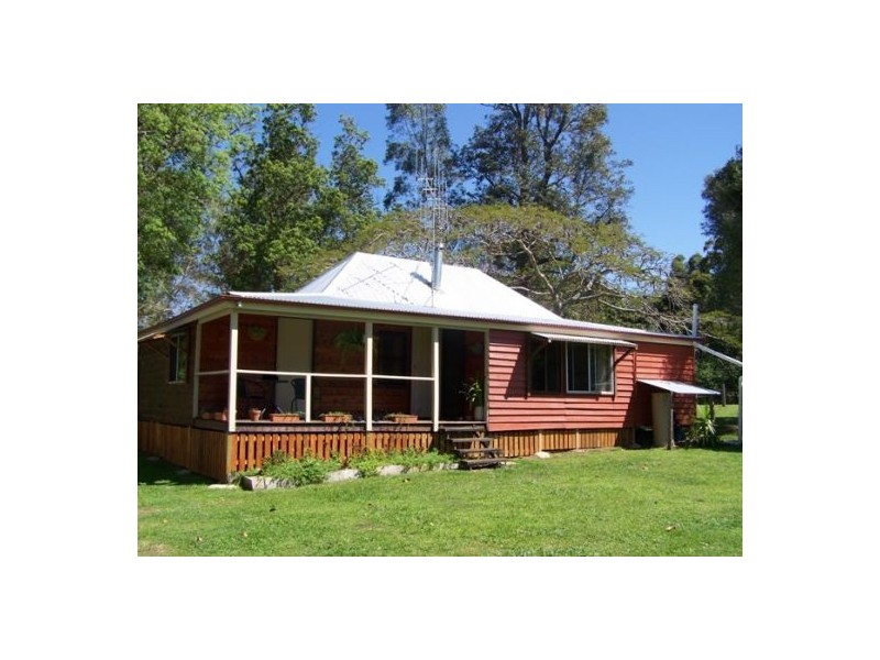 Goomboorian QLD 4570