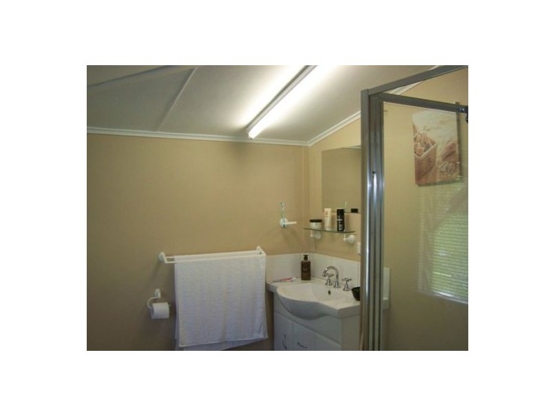 Goomboorian QLD 4570