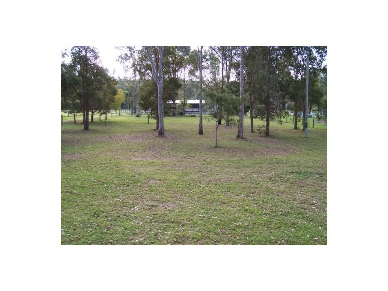 147 Varley Road, Glenwood QLD 4570