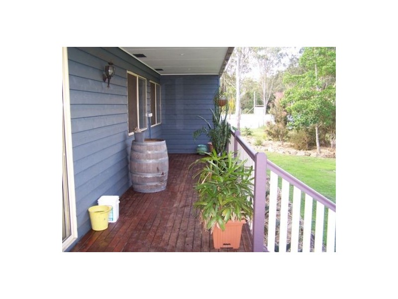 147 Varley Road, Glenwood QLD 4570