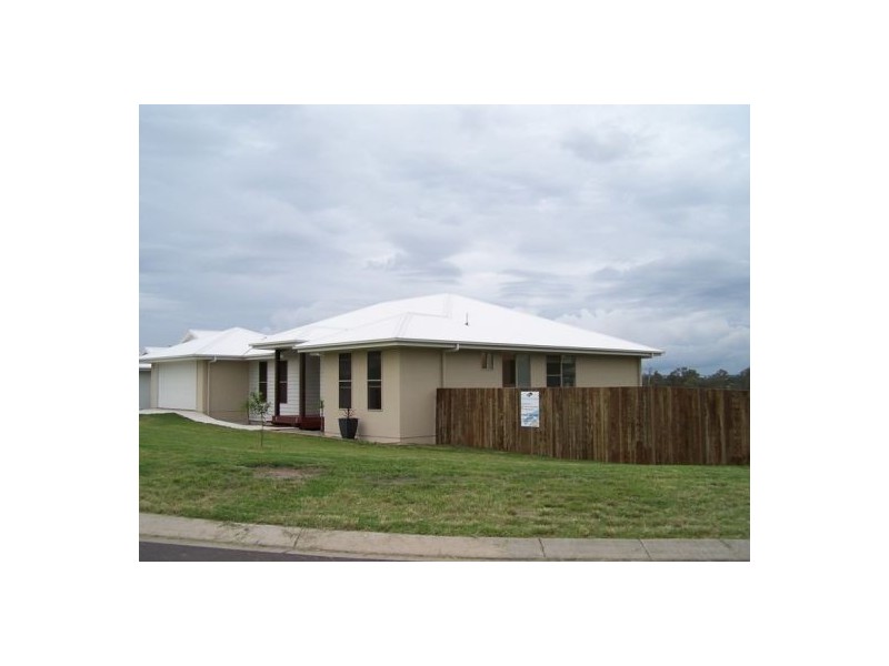 44 Gympie View Drive, Southside QLD 4570