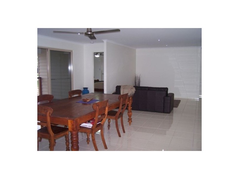44 Gympie View Drive, Southside QLD 4570