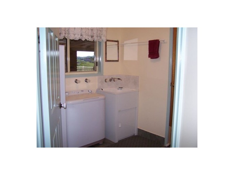 East Deep Creek QLD 4570