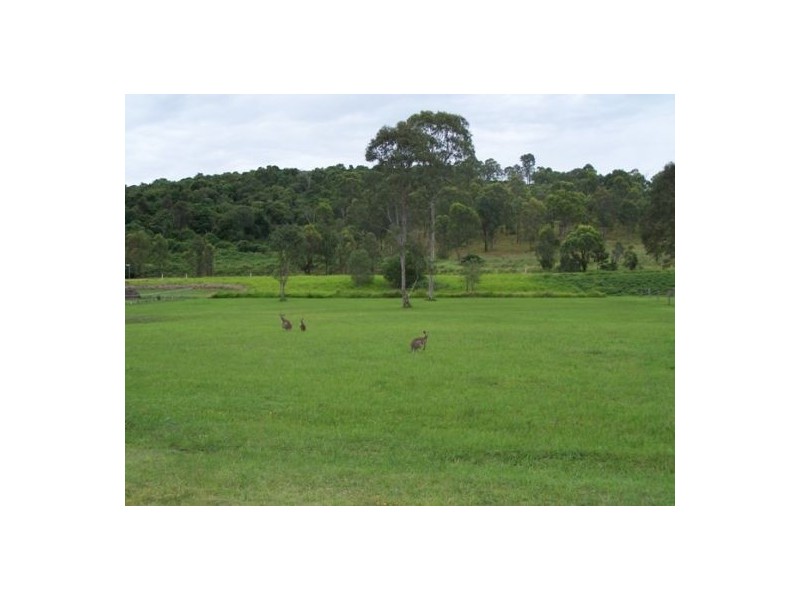 Glenwood QLD 4570