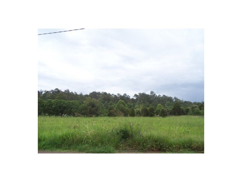 Glenwood QLD 4570