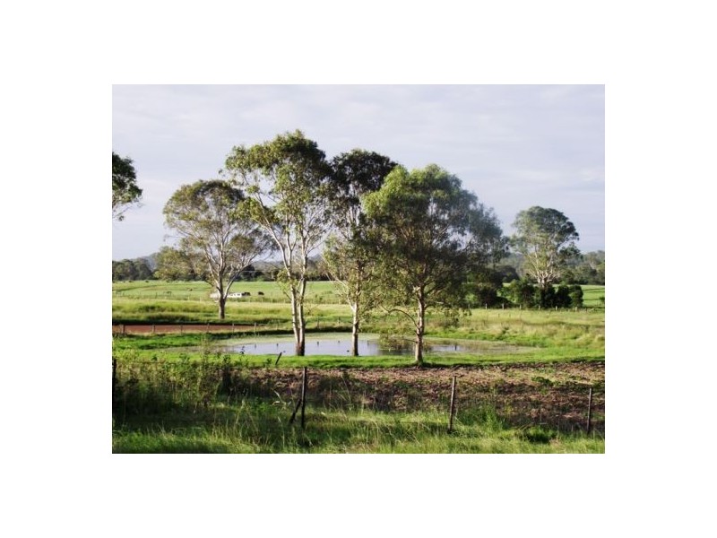 Bells Bridge QLD 4570