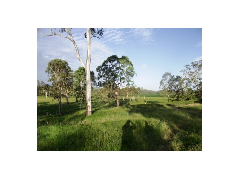 Bells Bridge QLD 4570