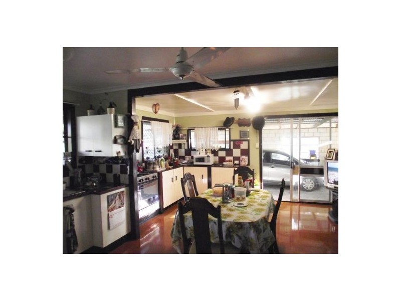 Bells Bridge QLD 4570