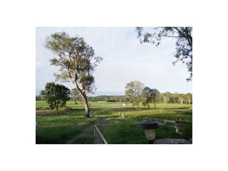 Bells Bridge QLD 4570