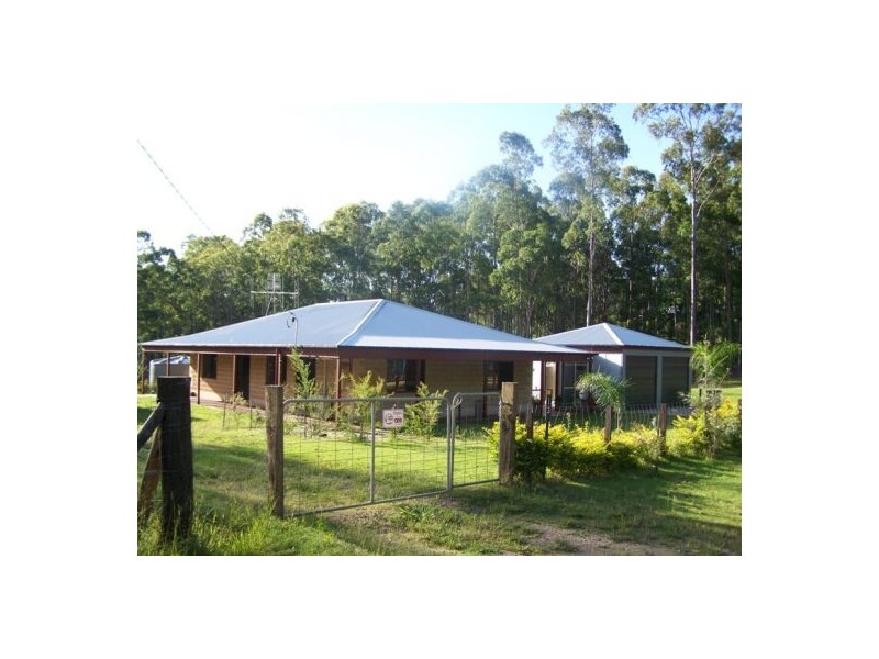 Glenwood QLD 4570