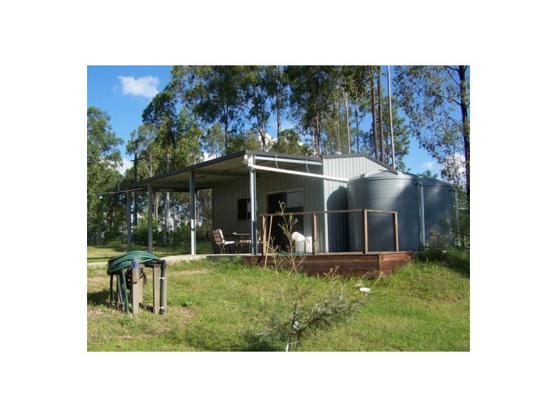 Glenwood QLD 4570