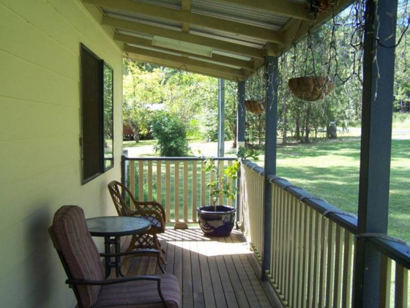 117 Varley Road, Glenwood QLD 4570