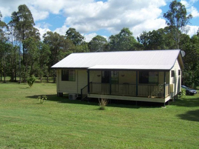 117 Varley Road, Glenwood QLD 4570