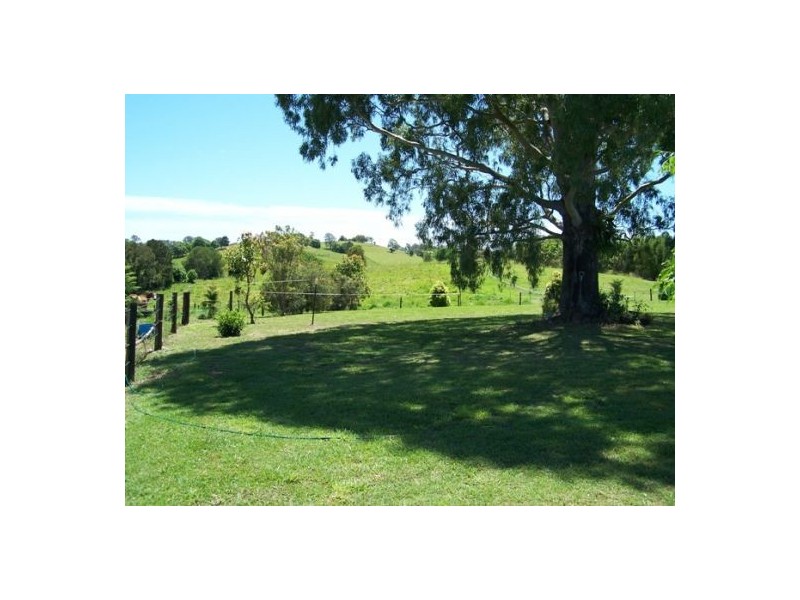 Veteran QLD 4570