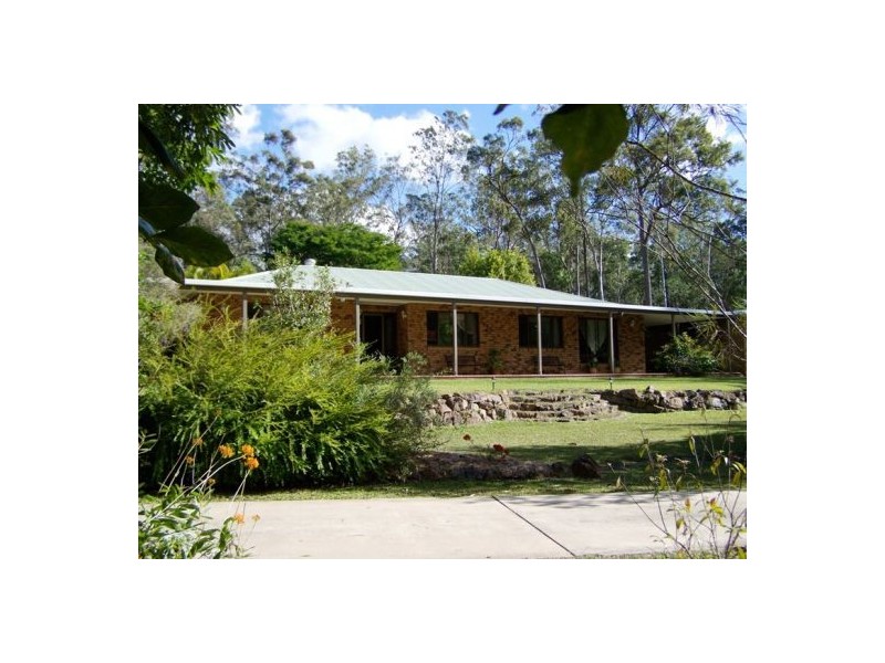 Bells Bridge QLD 4570
