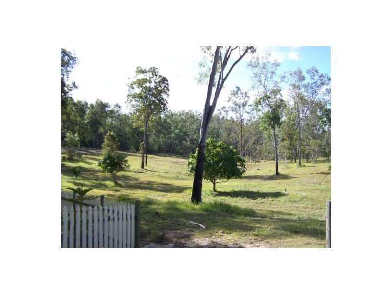 Bells Bridge QLD 4570