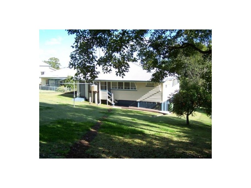 73 Lawrence Street, Gympie QLD 4570