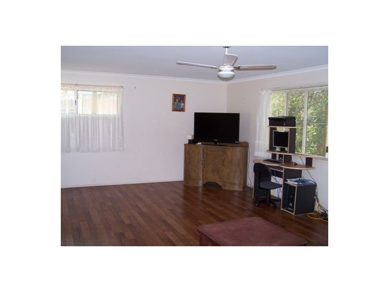 10 Kabi Crescent, Widgee QLD 4570