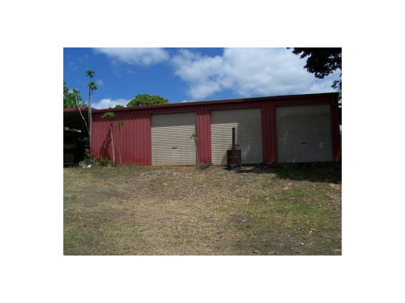 Goomboorian QLD 4570