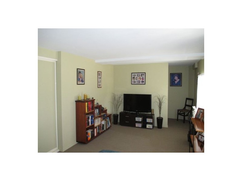 5 Melaleuca Court, Southside QLD 4570