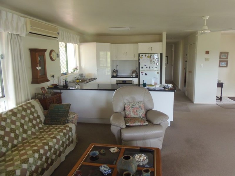 18 Kitt Cres, Kilkivan QLD 4600