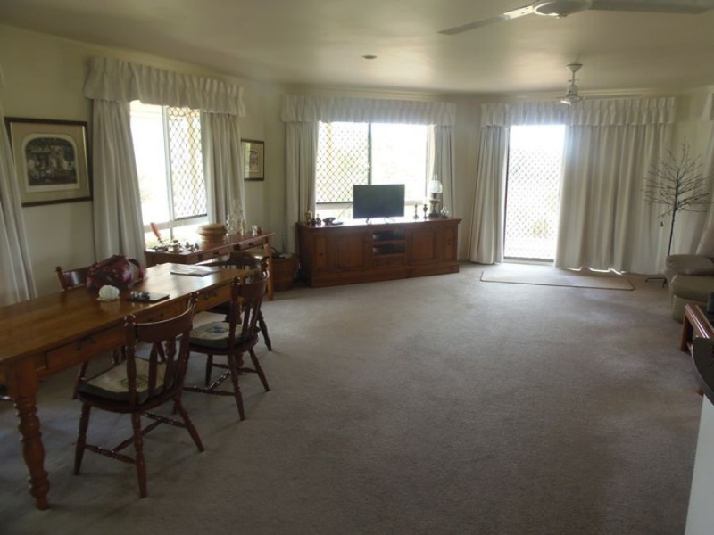 18 Kitt Cres, Kilkivan QLD 4600