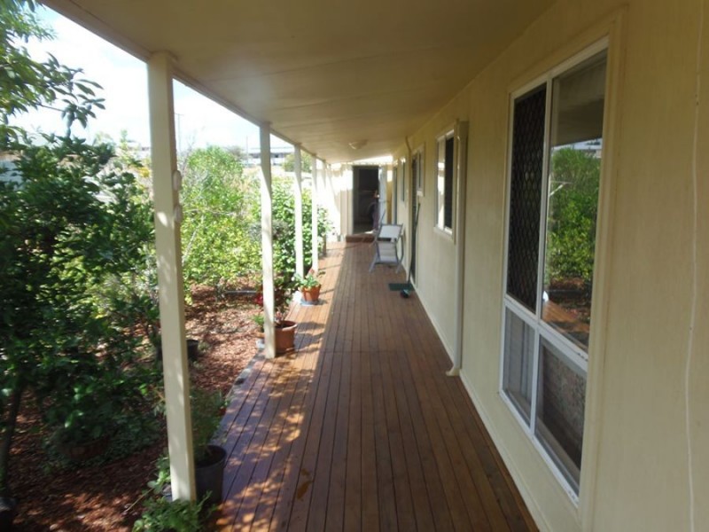 18 Kitt Cres, Kilkivan QLD 4600