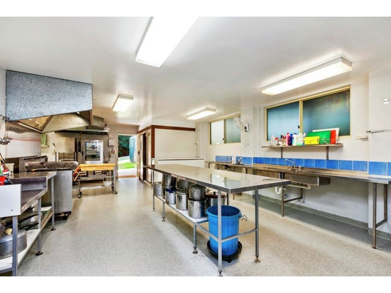 281 Hill Road, Mothar Mountain QLD 4570