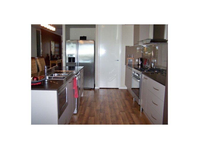 146 Groundwater Road, Southside QLD 4570