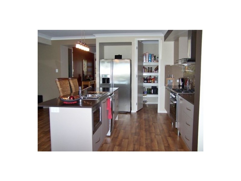 146 Groundwater Road, Southside QLD 4570